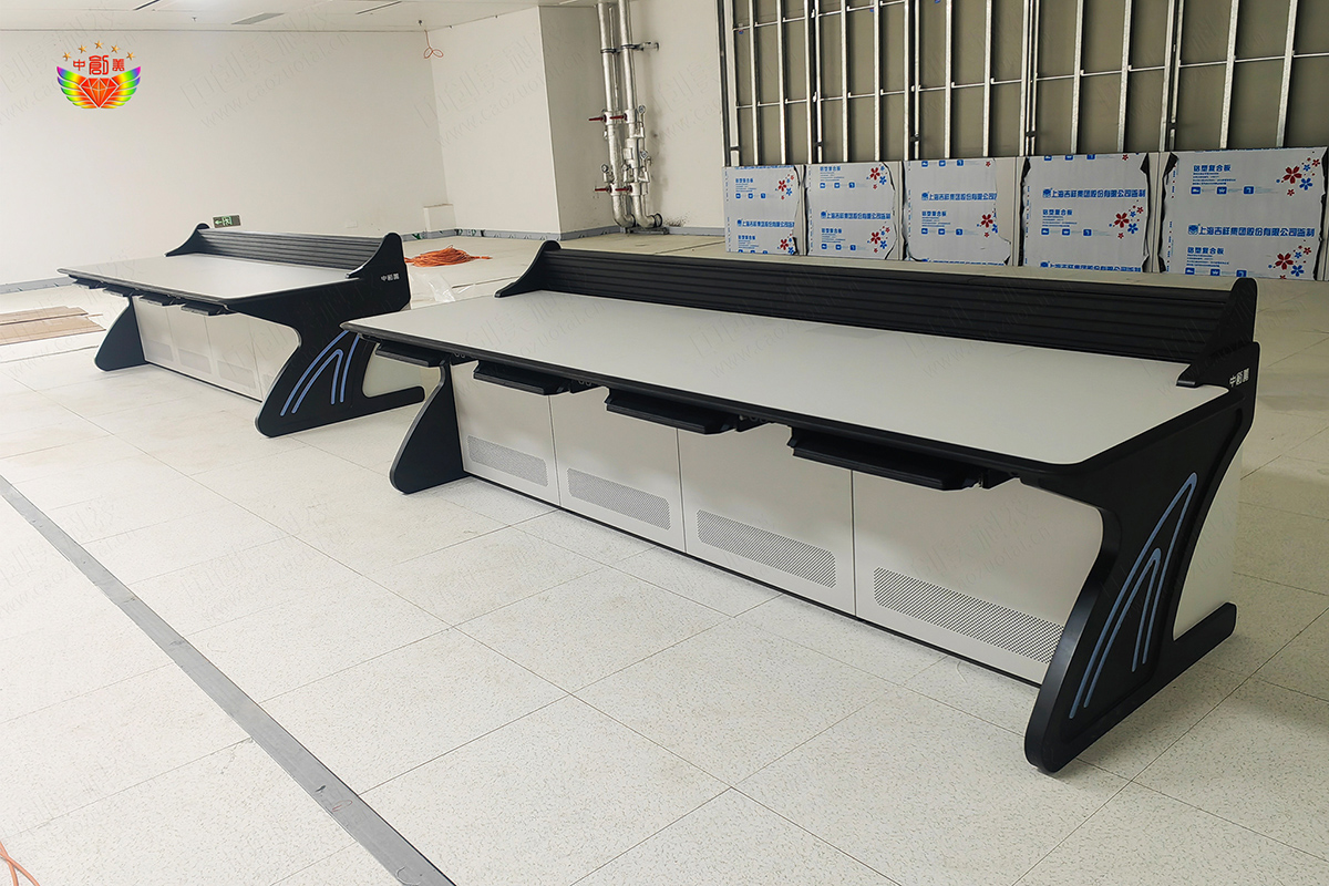 專(zhuān)業(yè)監控操作臺樣式圖